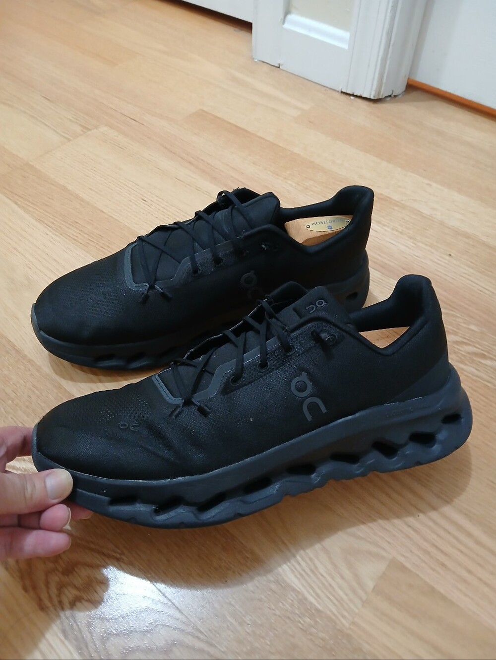 On CloudTilt Athletic/Comfort Medical Field Shoes Size 13 for Men - Picture 11 of 11